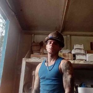 Meet your Posher, Joshua